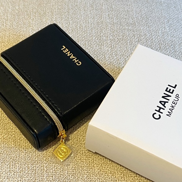 Chanel Leather Lipstick Bag Cosmetic Bag - Picture 3 of 12